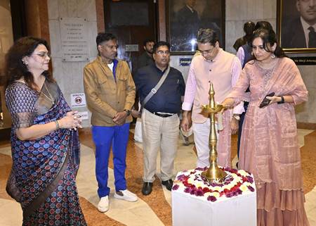 “SHIVOHUM 2.0: THE UNIFICATION” Art Exhibition By Renowned Artist Dr. Amitabh Shrivastav In Jehangir Art Gallery
